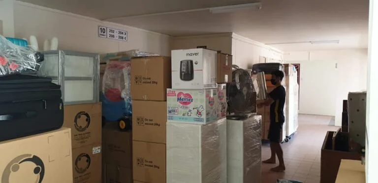 نقل اثاث من ابوظبي الى دبي