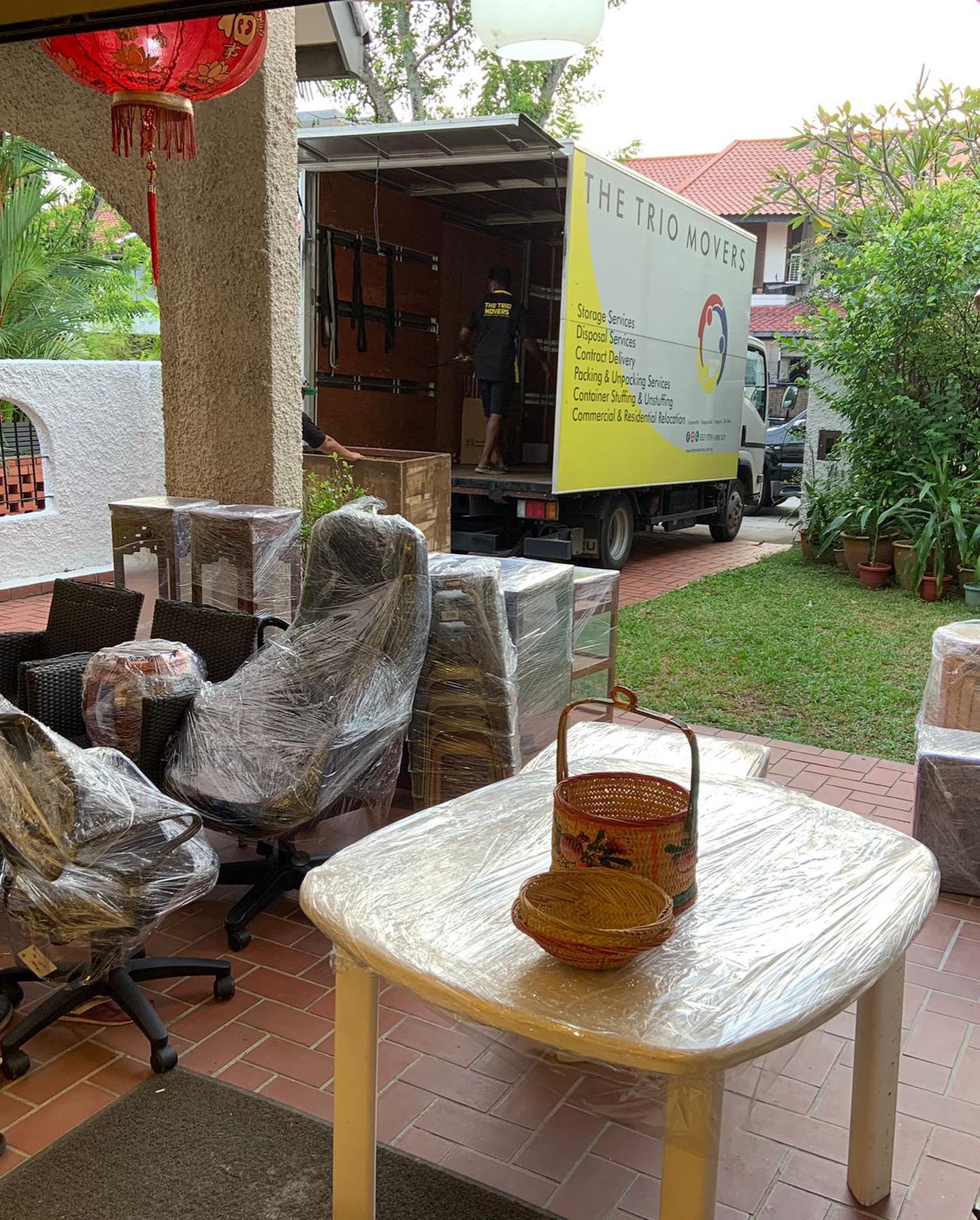 Seeking to hire the best house moving services?